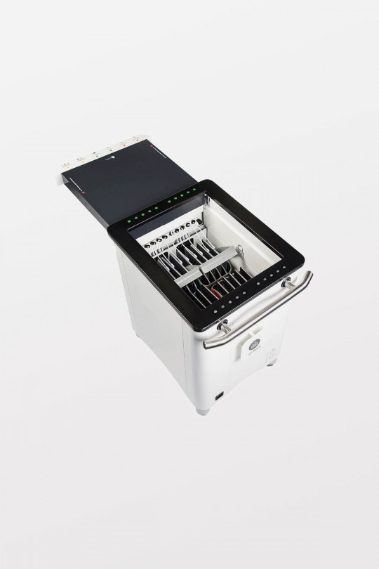 PC Locs iQ 20 iPad Cart 20 Bay Charge and Sync Cart -Sync, charge, store, secure and transport up to 20 iPad and other Tablet devices.